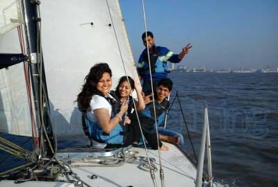 Mumbai family sailing