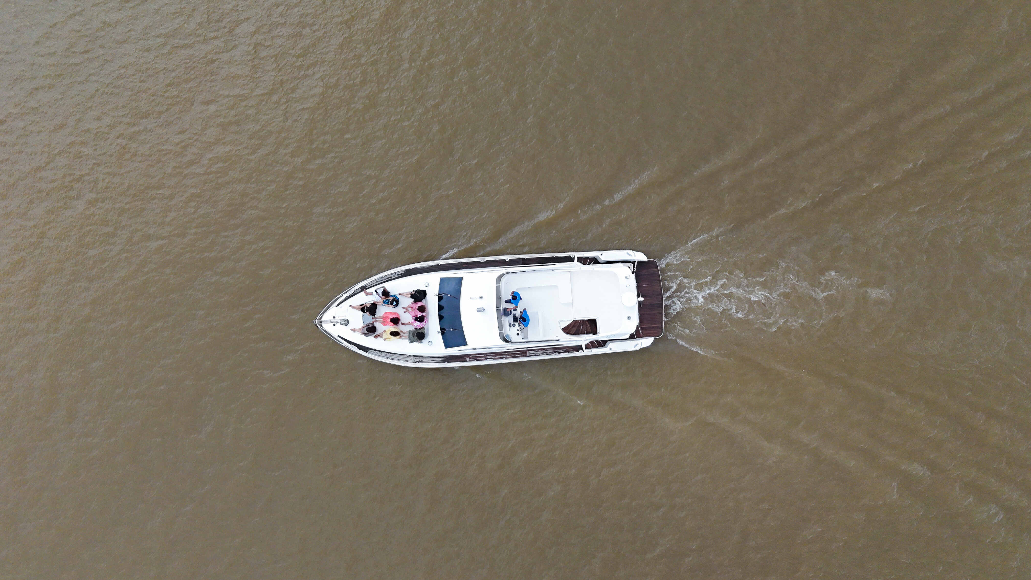 rent a yacht in goa or mumbai