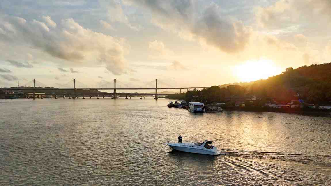 goa-yachts-for-influencer